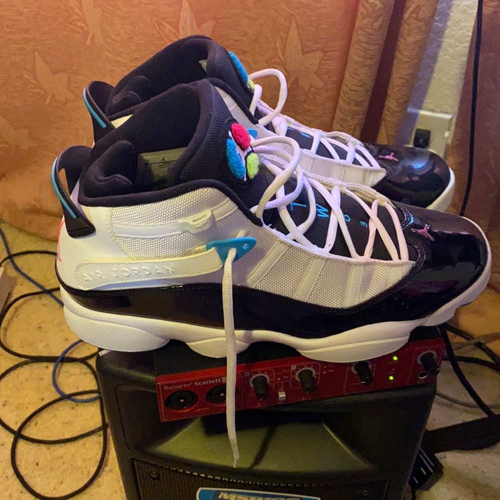 Jordan 6 rings white/black-hyper pink